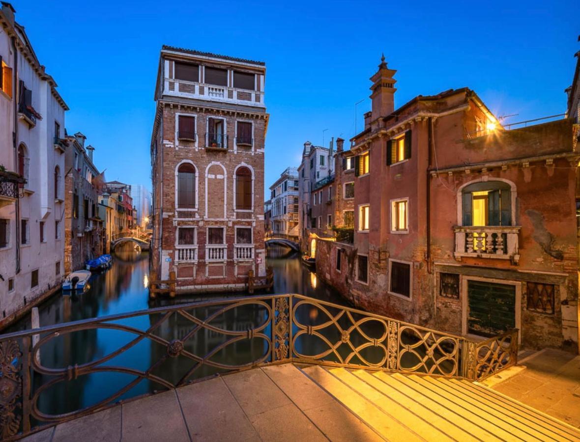 Ca Zulian Amazing Canal View Apartment Veneza Exterior foto