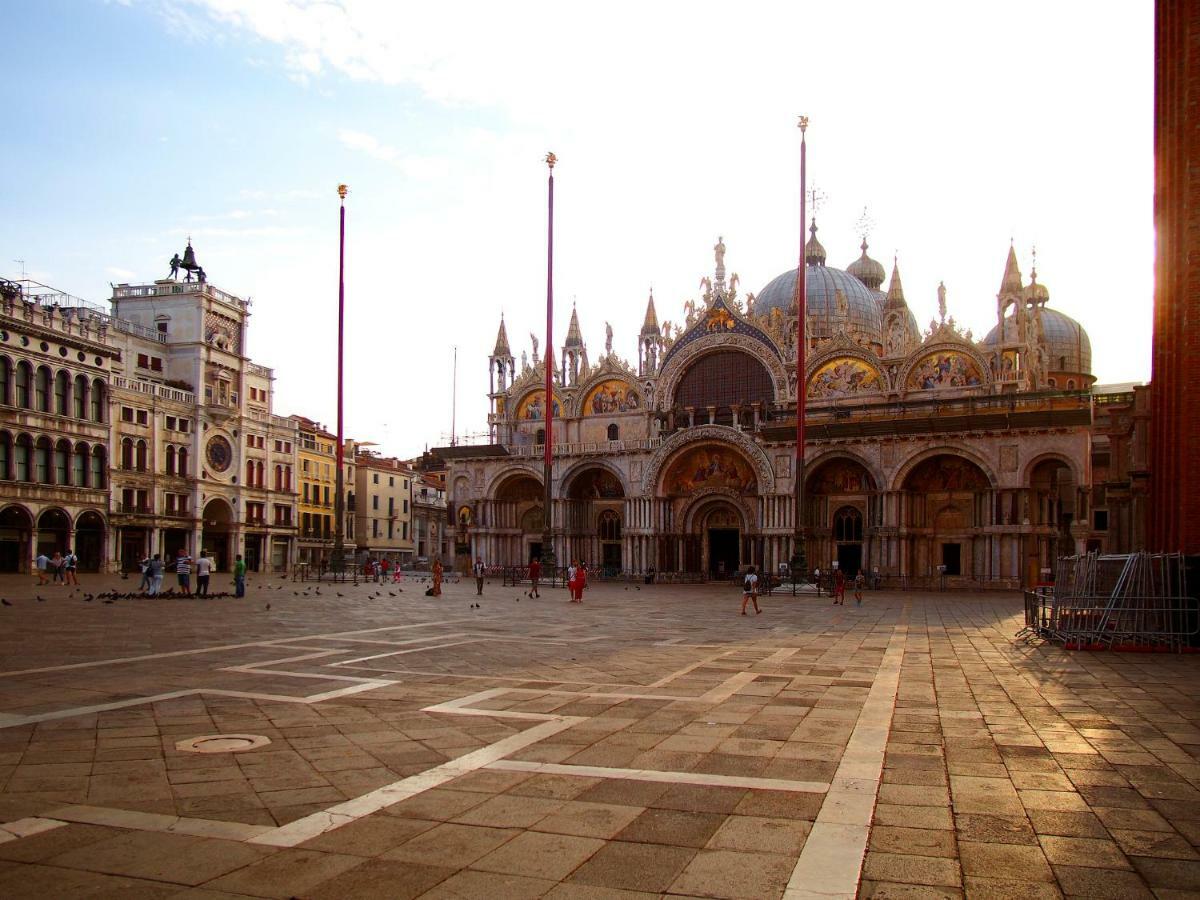 Ca Zulian Amazing Canal View Apartment Veneza Exterior foto